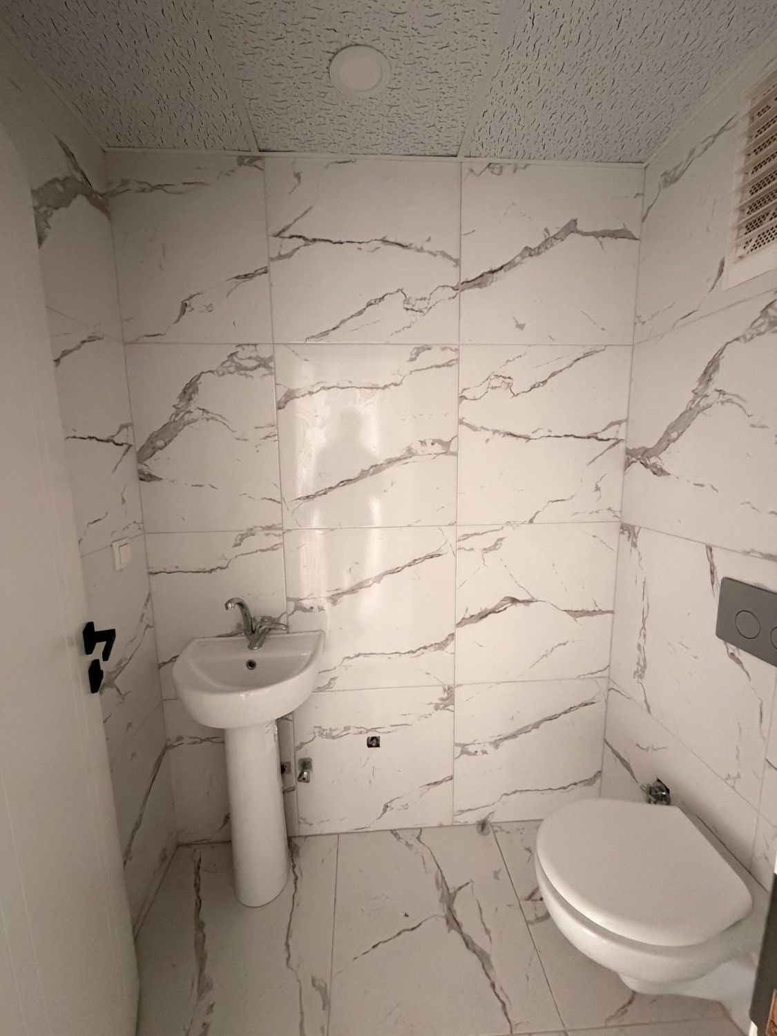 Mevlana Caddesi Üzeri 4+1 Dubleks Satılık – 200 m², Ofis & Daire Uygun - Resim 5