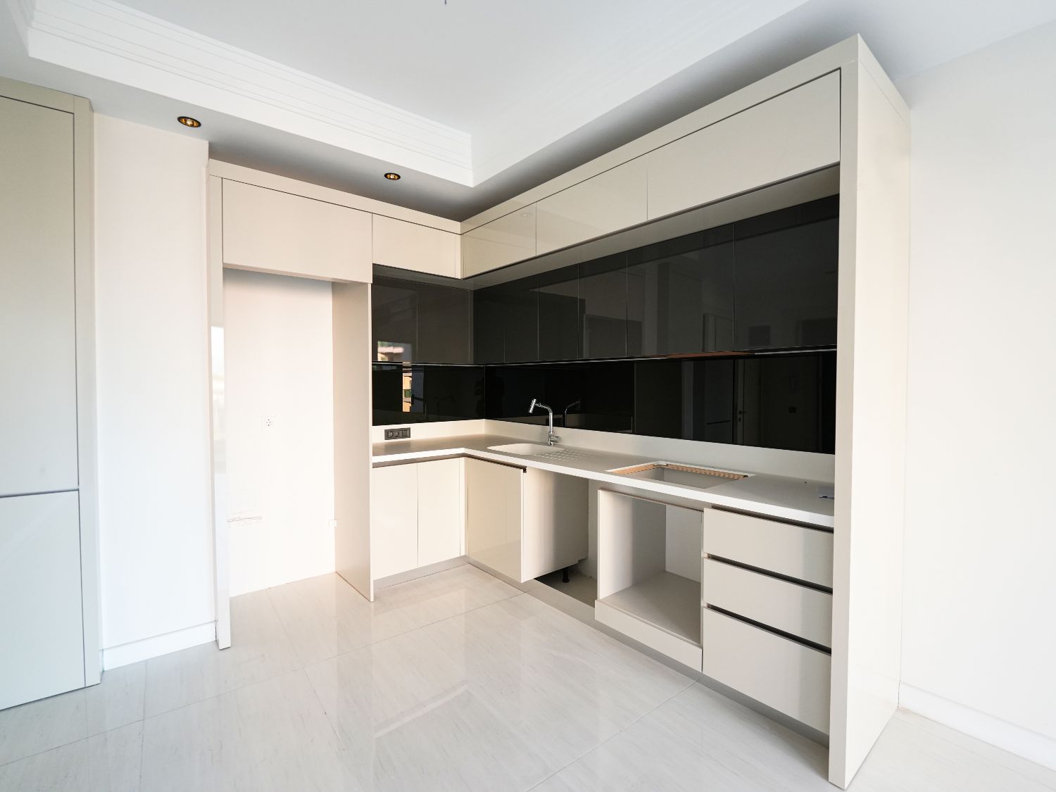 Luxury 1+1 Apartment in Azura World Alanya – Wyndham 5★ - Resim 12