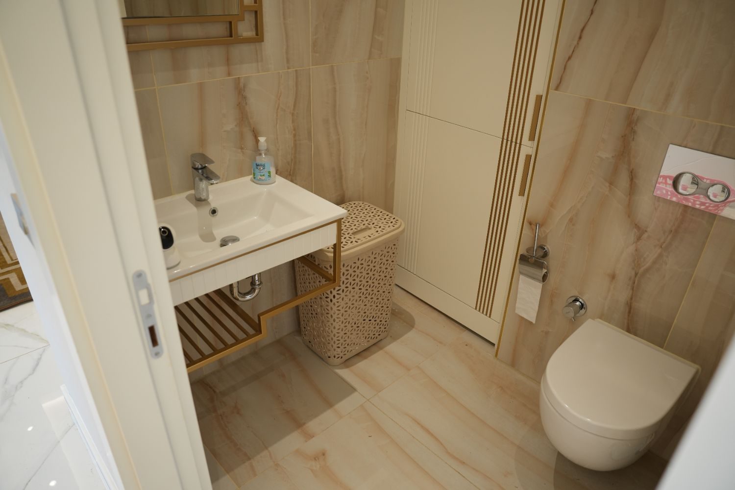 Belek Granada Residence’ta Satılık  Akıllı Ev Sistemli 4+1 Villa - Resim 9