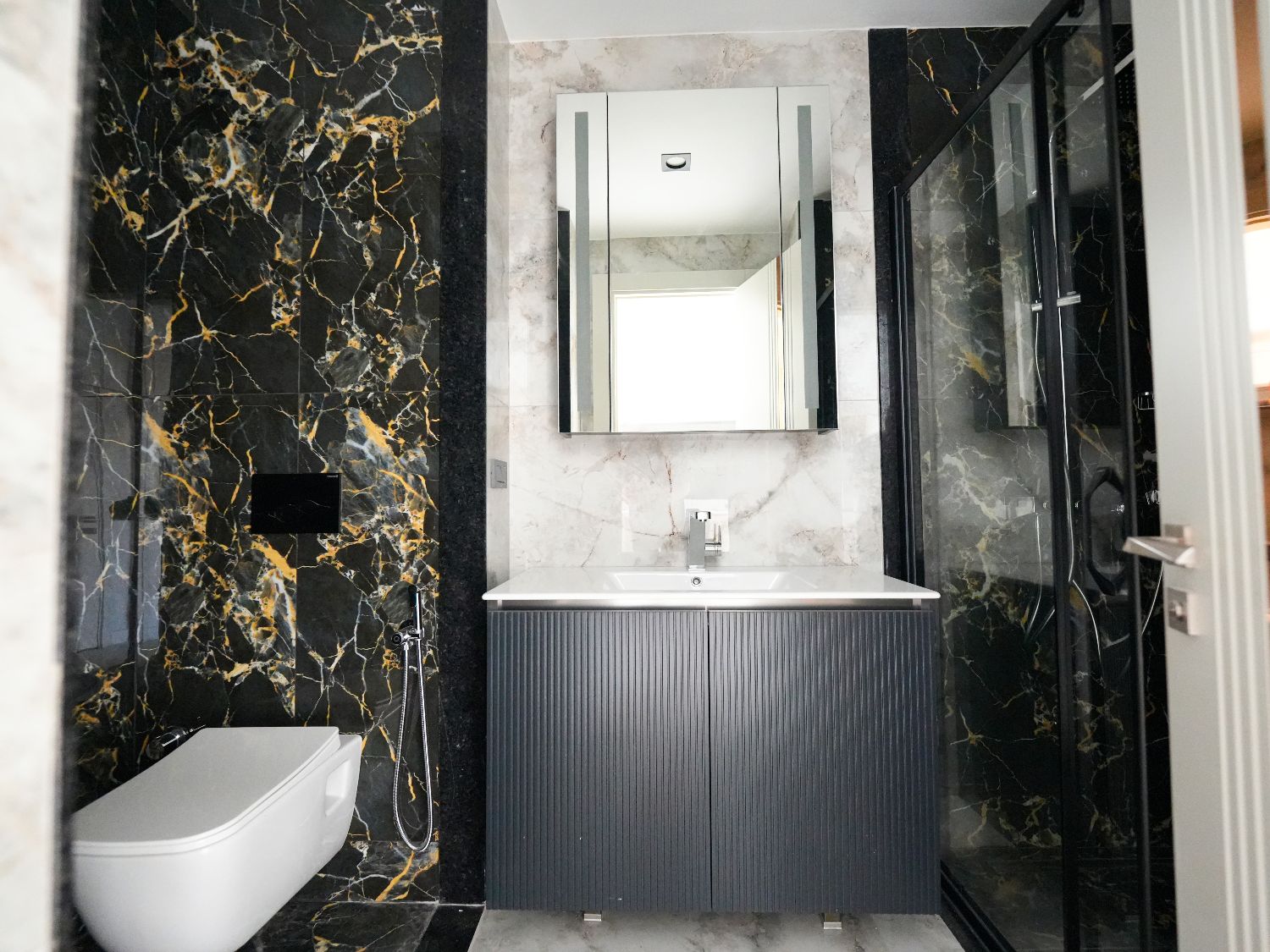 Luxury 1+1 Apartment in Azura World Alanya – Wyndham 5★ - Resim 17