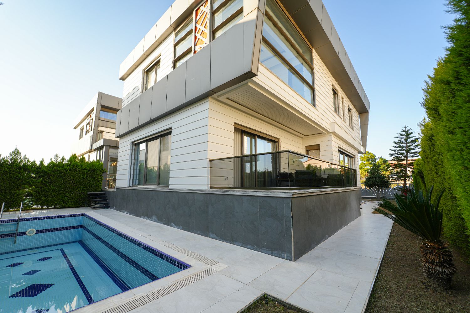 Luxury 3+1 Villa in Kemerağzı – Private Pool & SPA