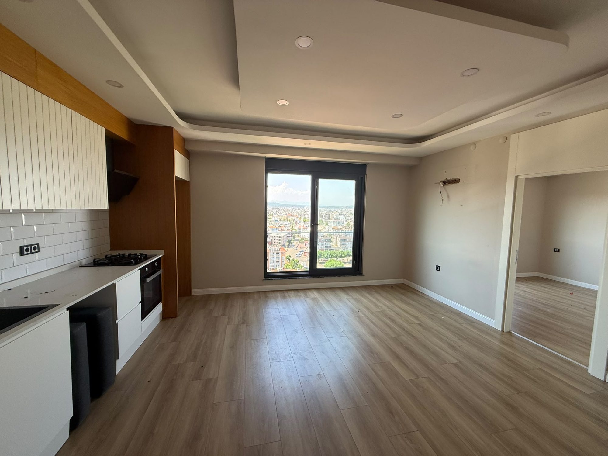 Kepez Gazi Mahallesi Zamur Towers’da Satılık 1+1 Daire | Eşsiz Manzara - Resim 5