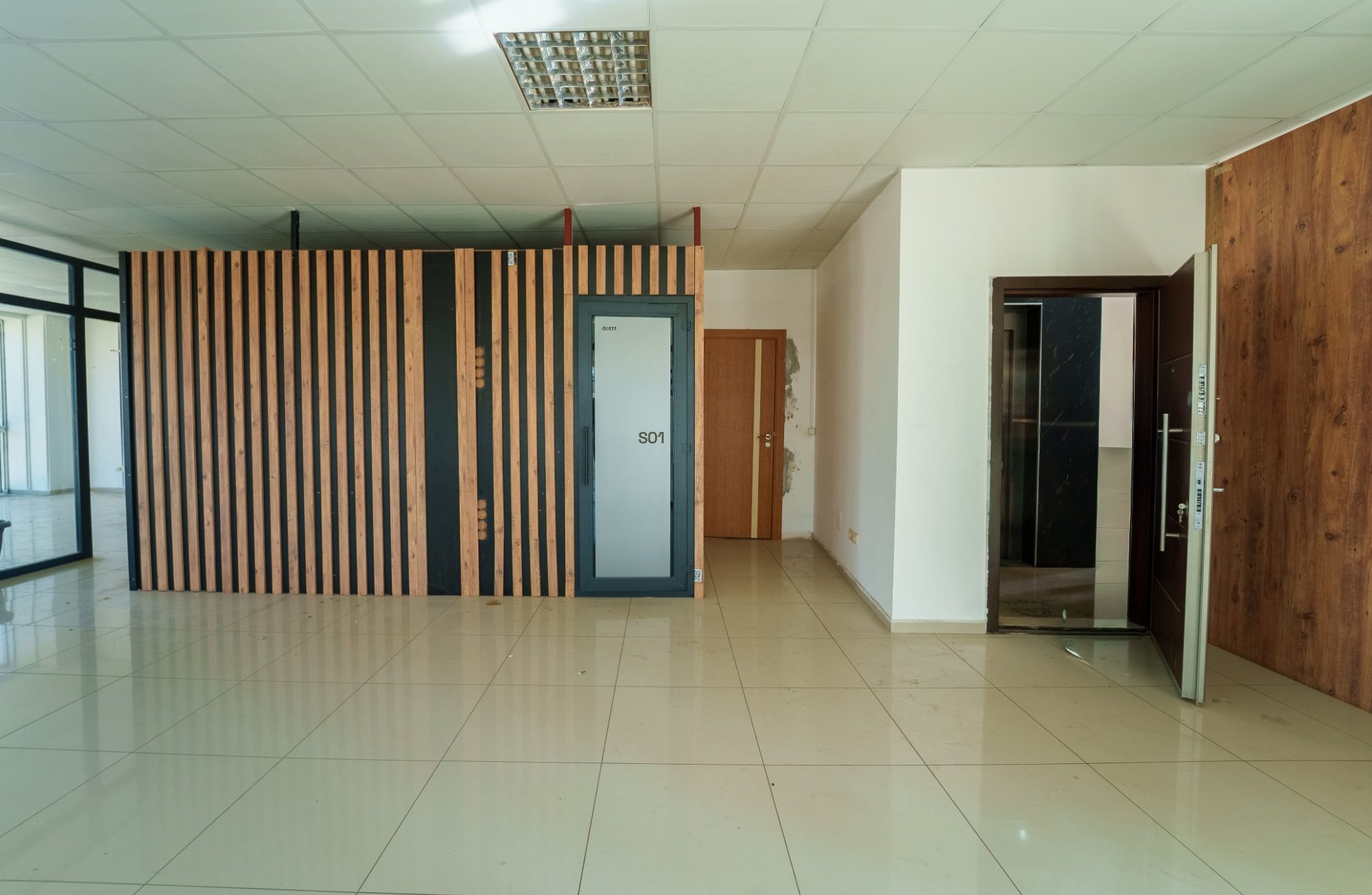 Antalya Ayanoğlu Mahallesi’nde Satılık 3 Katlı Plaza - Resim 27