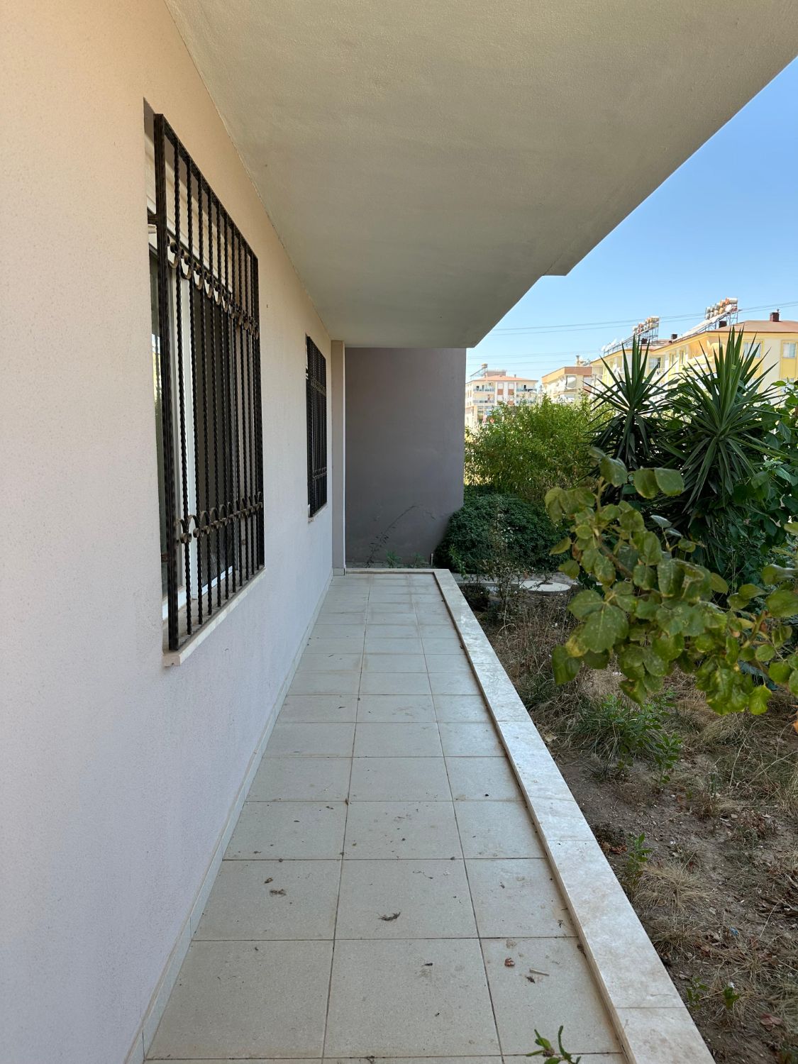 Fully Furnished 1+1 Apartment with Pool & Parking in Aydoğmuş, Antalya - Resim 13