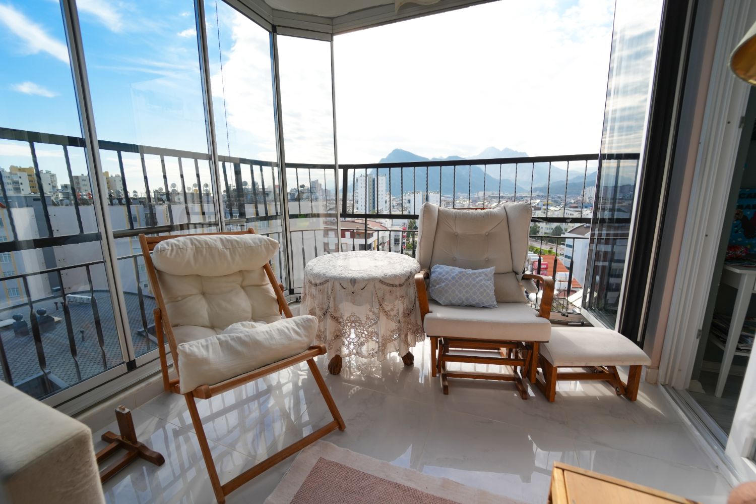 Konyaaltı Liman’da Deniz & Dağ Manzaralı 3+1 Satılık Daire - Resim 15