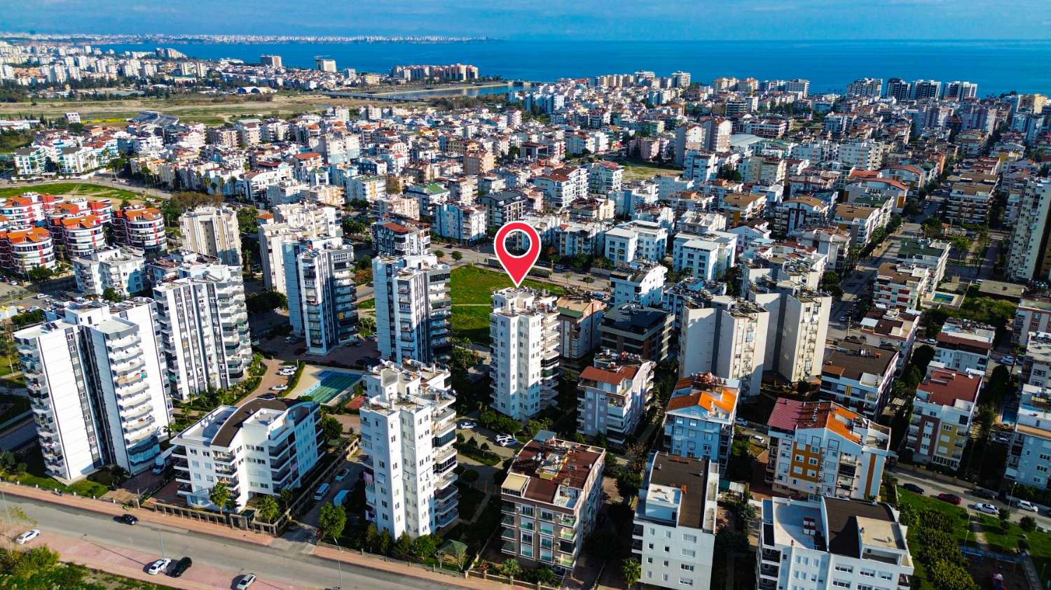 Sea & Mountain View 3+1 Apartment for Sale in Konyaaltı Liman