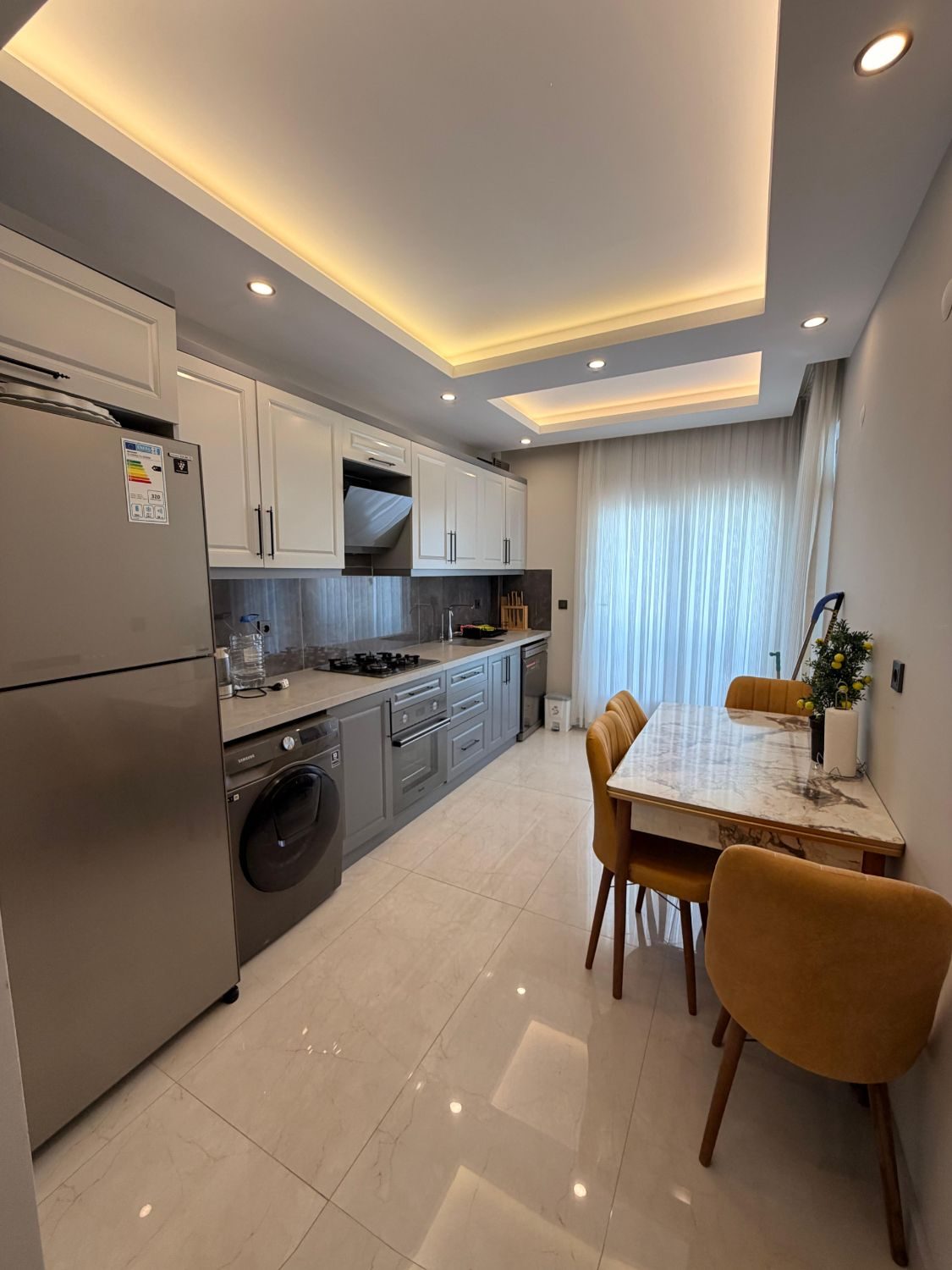Aydoğmuş Mahallesi'nde Site İçinde Taşınmaya Hazır Full Eşyalı 3+1 Daire - Resim 11