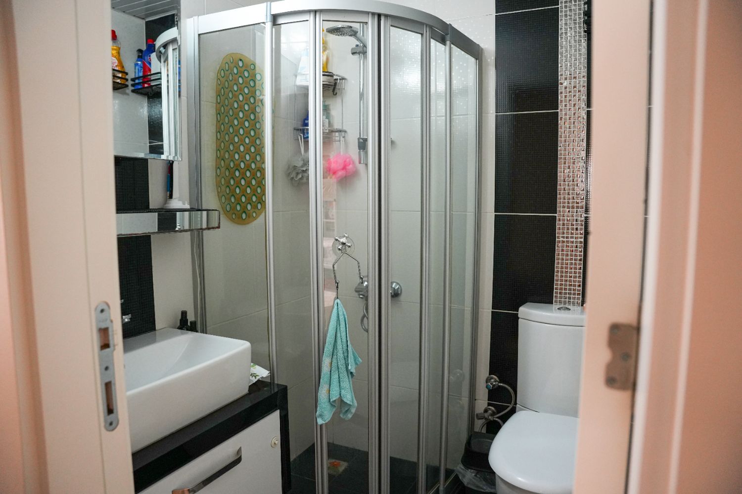 Furnished 2+1 Apartment in Molla Yusuf, RiverSide 2 Residence – Pool View - Resim 16