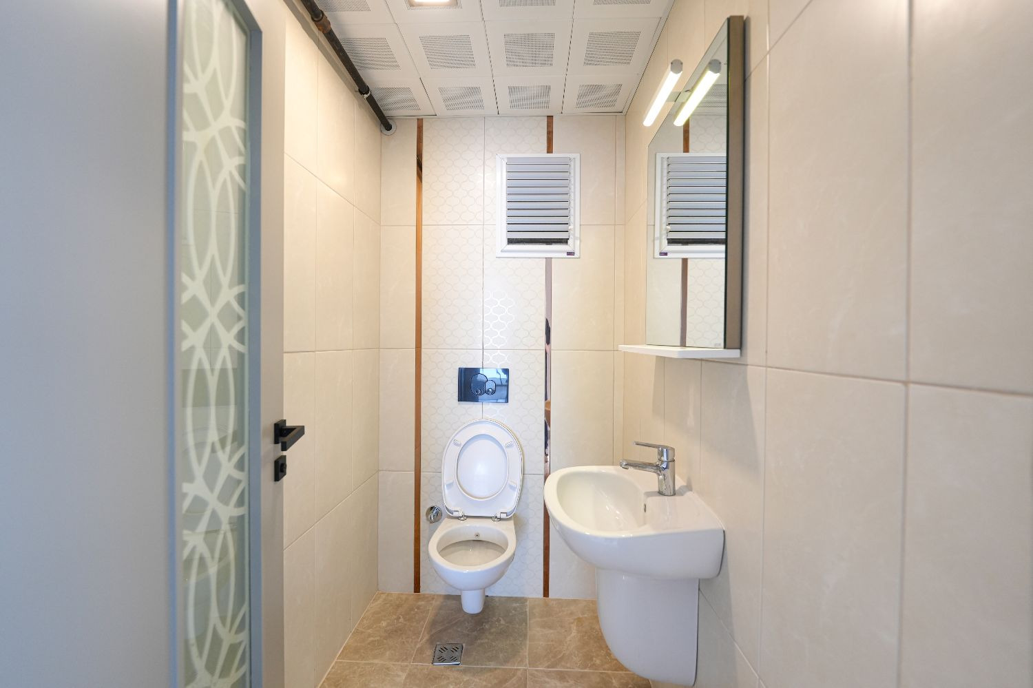 200 m² Office for Sale on Main Street – Liman | Renovated & Ready - Resim 21