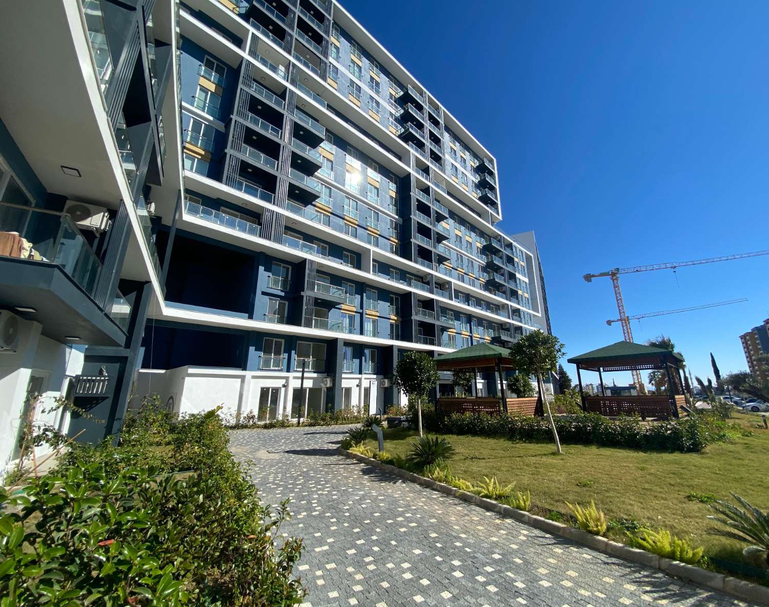 Antalya Prestige’te Kiralık 1+1 Eşyalı Daire | Site İçinde Lüks Yaşam - Resim 3