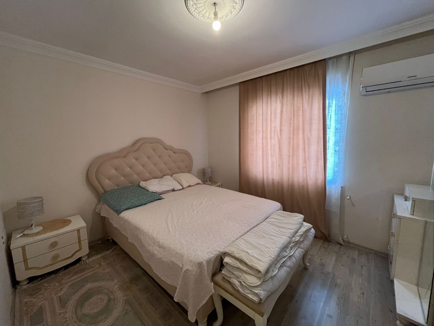 Furnished 3+1 Apartment in Kızılarık Yonca Site 2 – Pool, Parking & Spacious Design - Resim 13