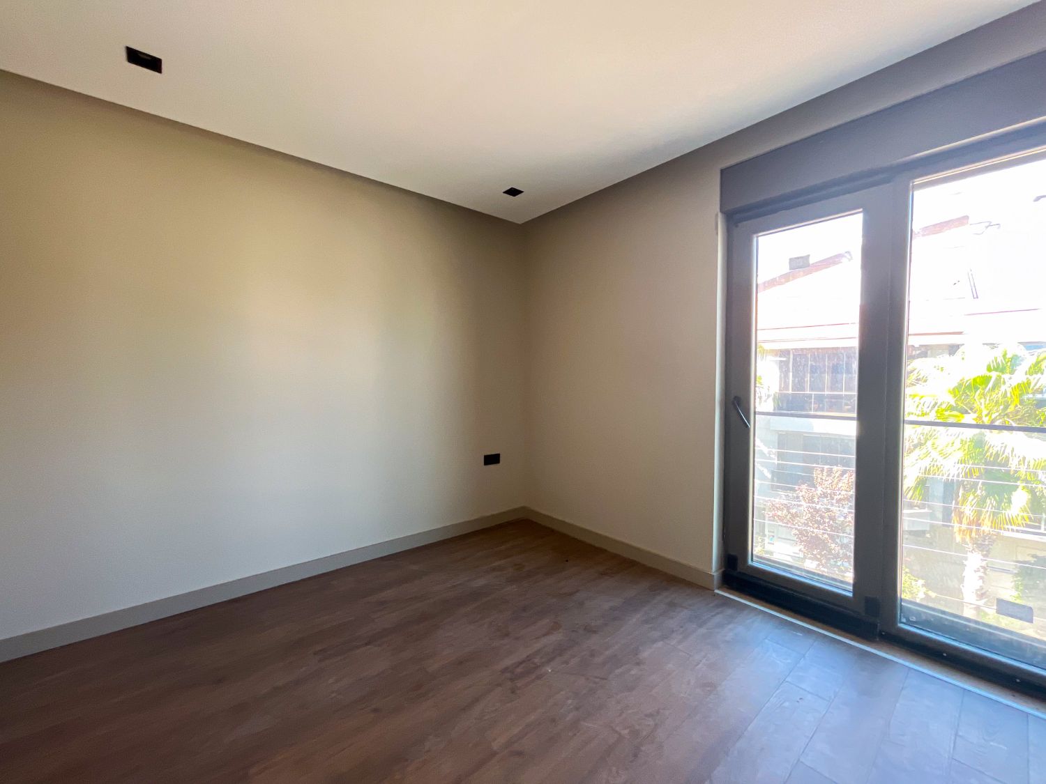 Luxury 3+1 Duplex in Güzeloba – Pool, Terrace, Brand New - Resim 13