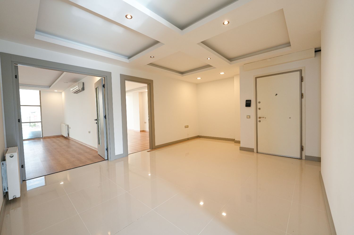 200 m² Office for Sale on Main Street – Liman | Renovated & Ready - Resim 6