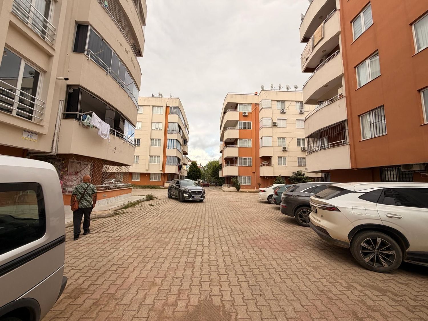 Kızılarık’ta Site İçinde Satılık 2+1 Ferah Daire – Çift Balkonlu - Resim 15