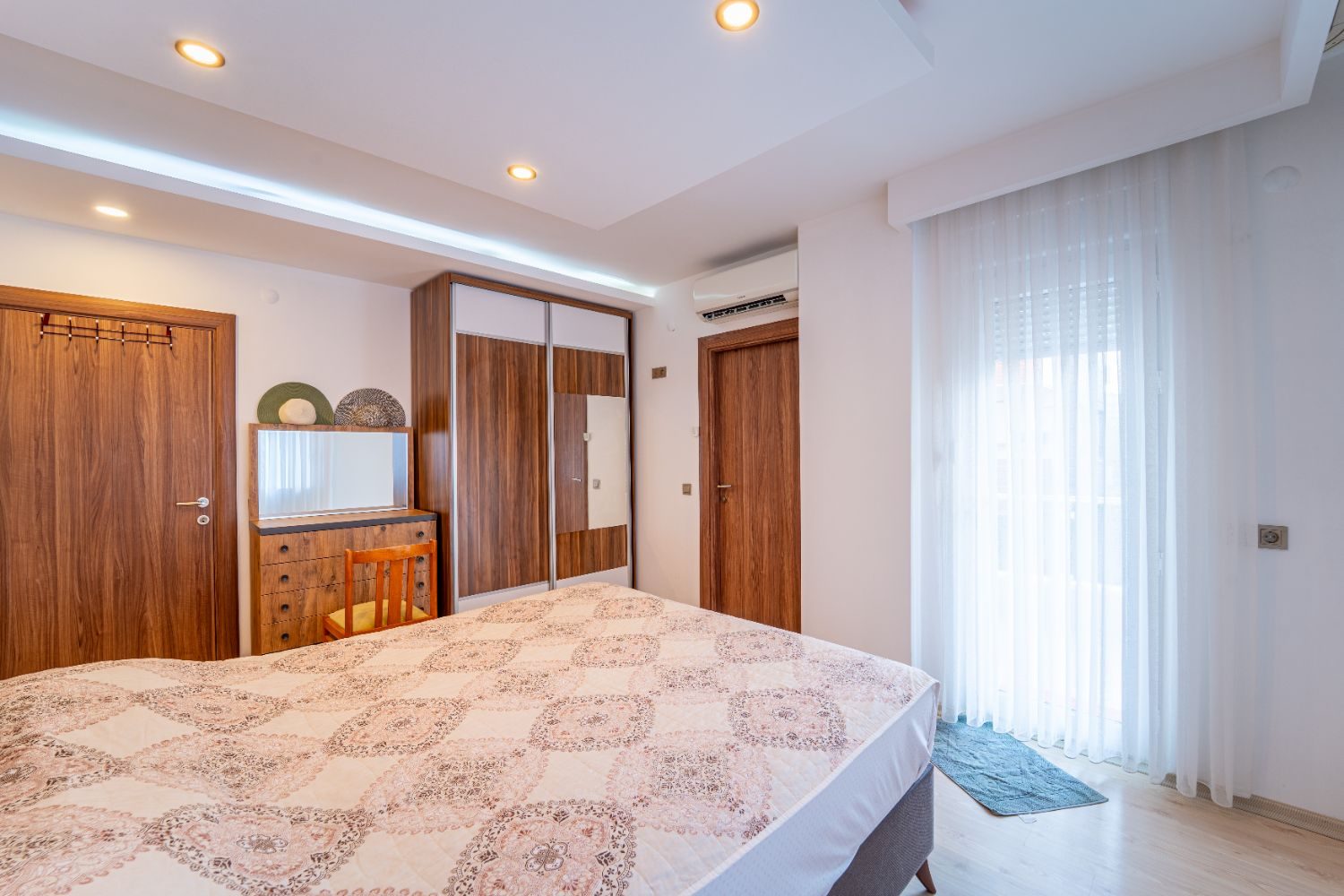 Antalya Konyaaltı Arapsuyu Sahile Yakın Full Eşyalı 2+1 Kiralık Daire - Resim 12
