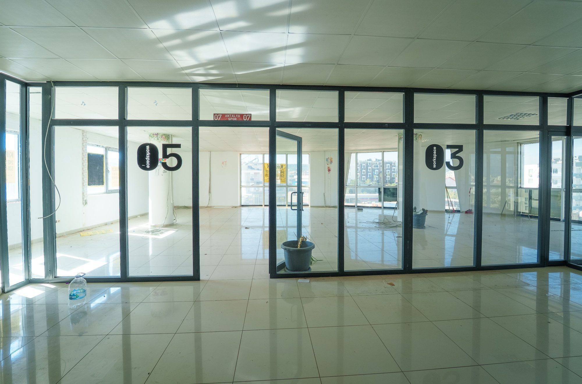 Antalya Ayanoğlu Mahallesi’nde Satılık 3 Katlı Plaza - Resim 22