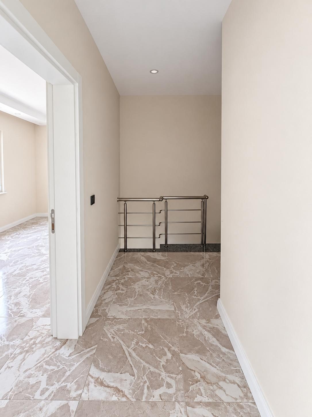 Konyaaltı Hurma Mahallesi Mount Side’da Dağ Manzaralı 2+1 Dubleks Daire - Resim 7