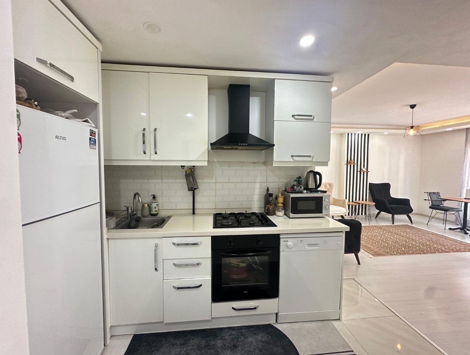 1+1 Furnished Apartment for Sale in Sarisu Green Valley - Resim 3