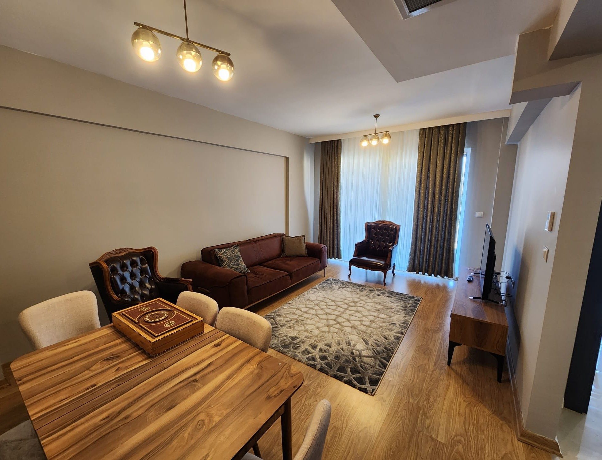 EKPA 1207 Sitesinde Full Eşyalı 2+1 Ayrı Mutfaklı Kiralık Daire - Resim 6