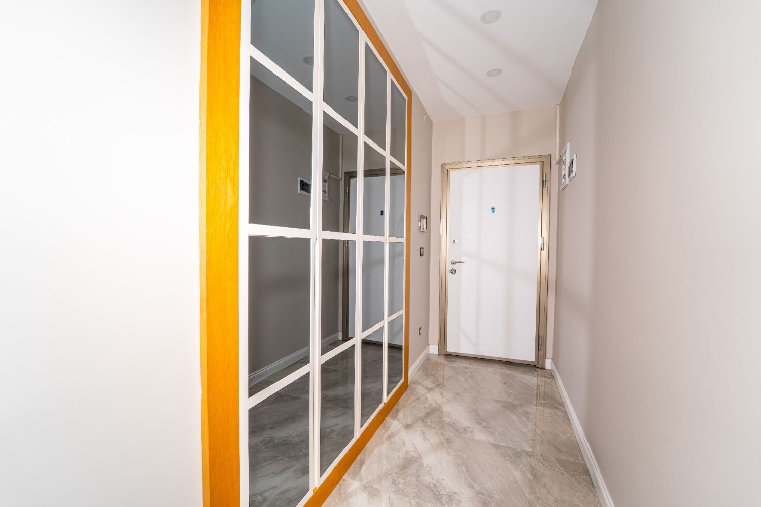 Kepez  Gazi  Mah. Zamur Towers’ta Geniş 2+1 Daire | Site İçinde Yatırımlık Fırsat - Resim 4