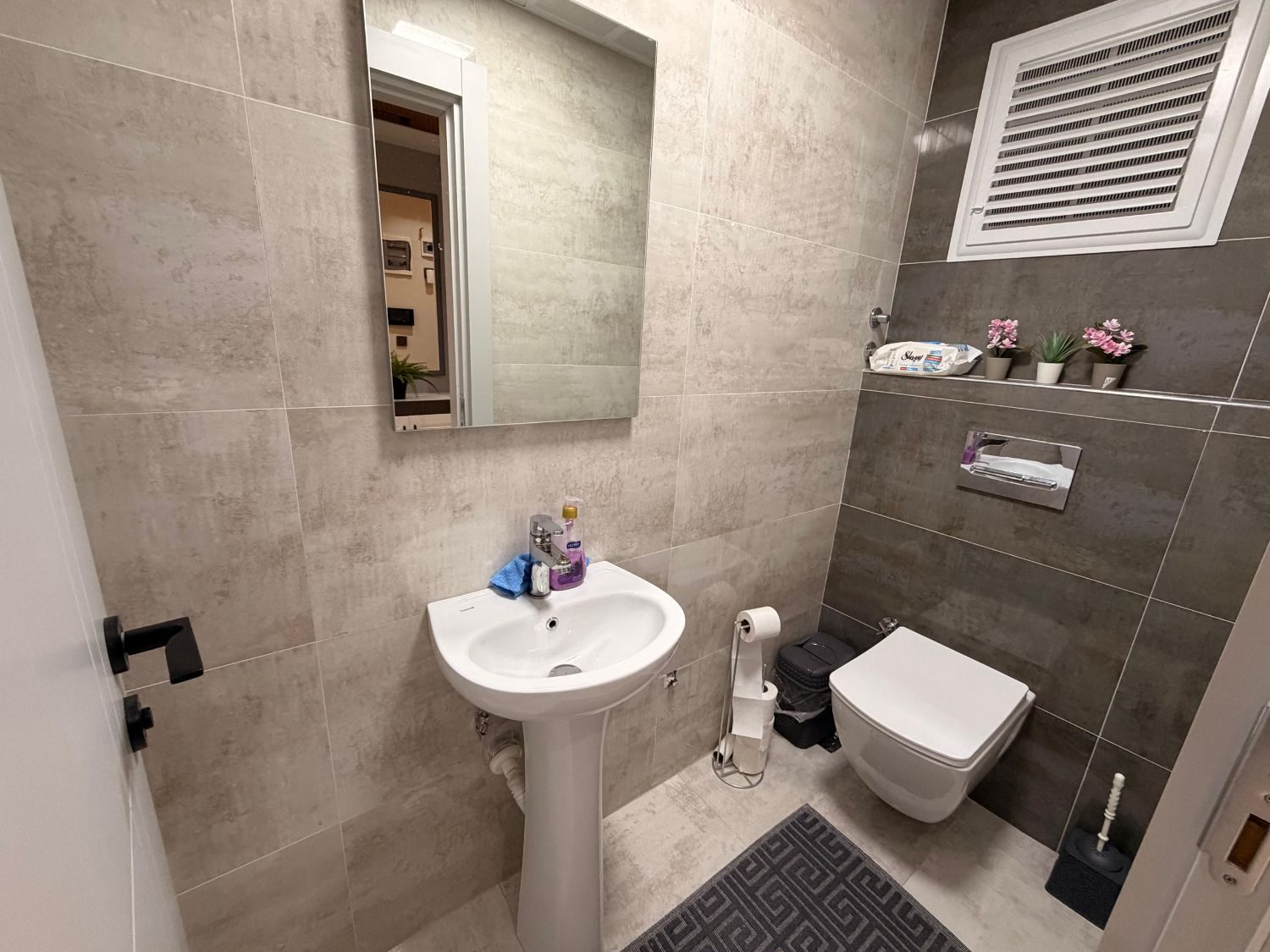 Aydoğmuş Mahallesi'nde Site İçinde Taşınmaya Hazır Full Eşyalı 3+1 Daire - Resim 19