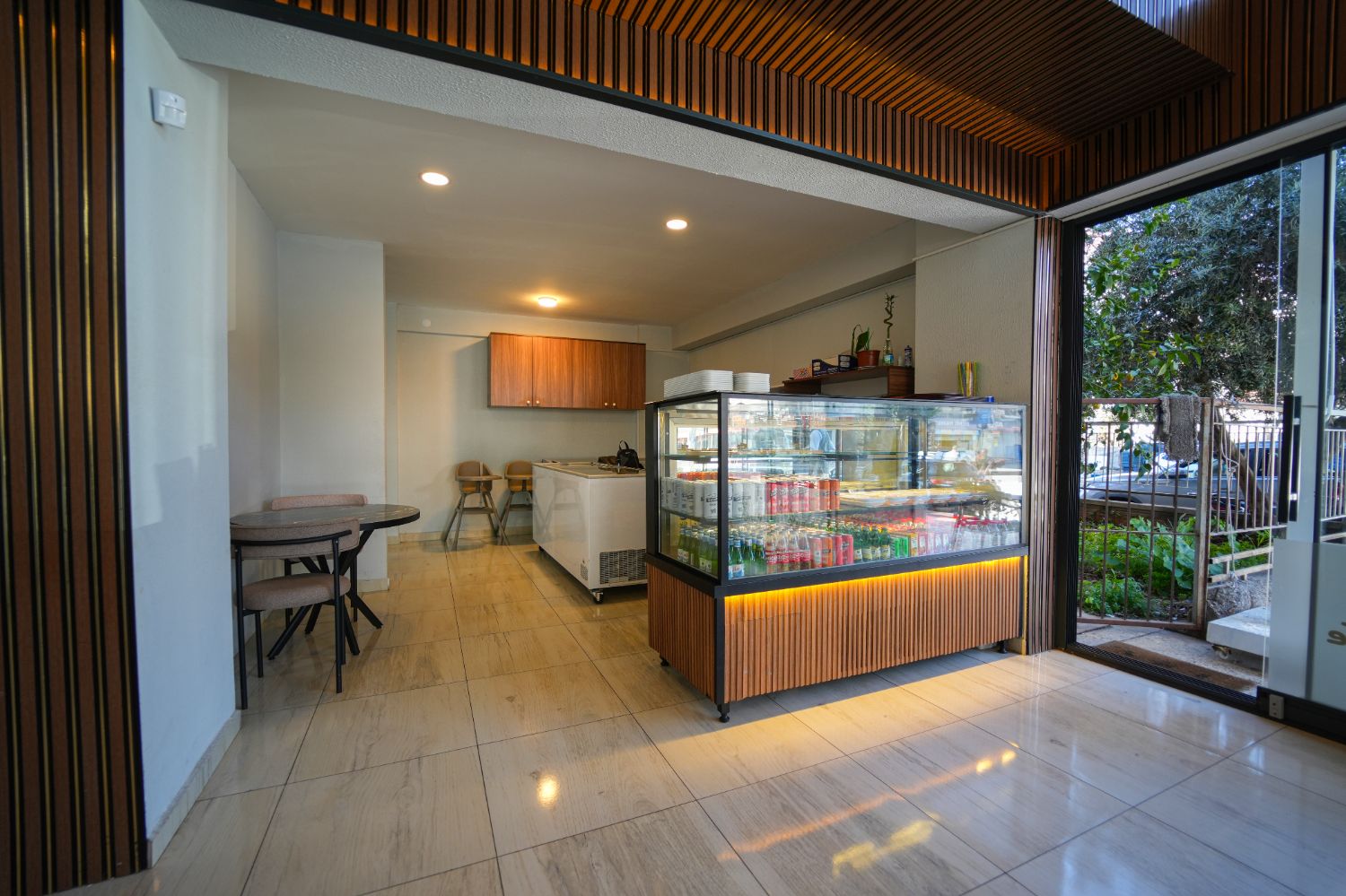 200 sqm Patisserie for Rent in Kepez Teomanpasa - Resim 6