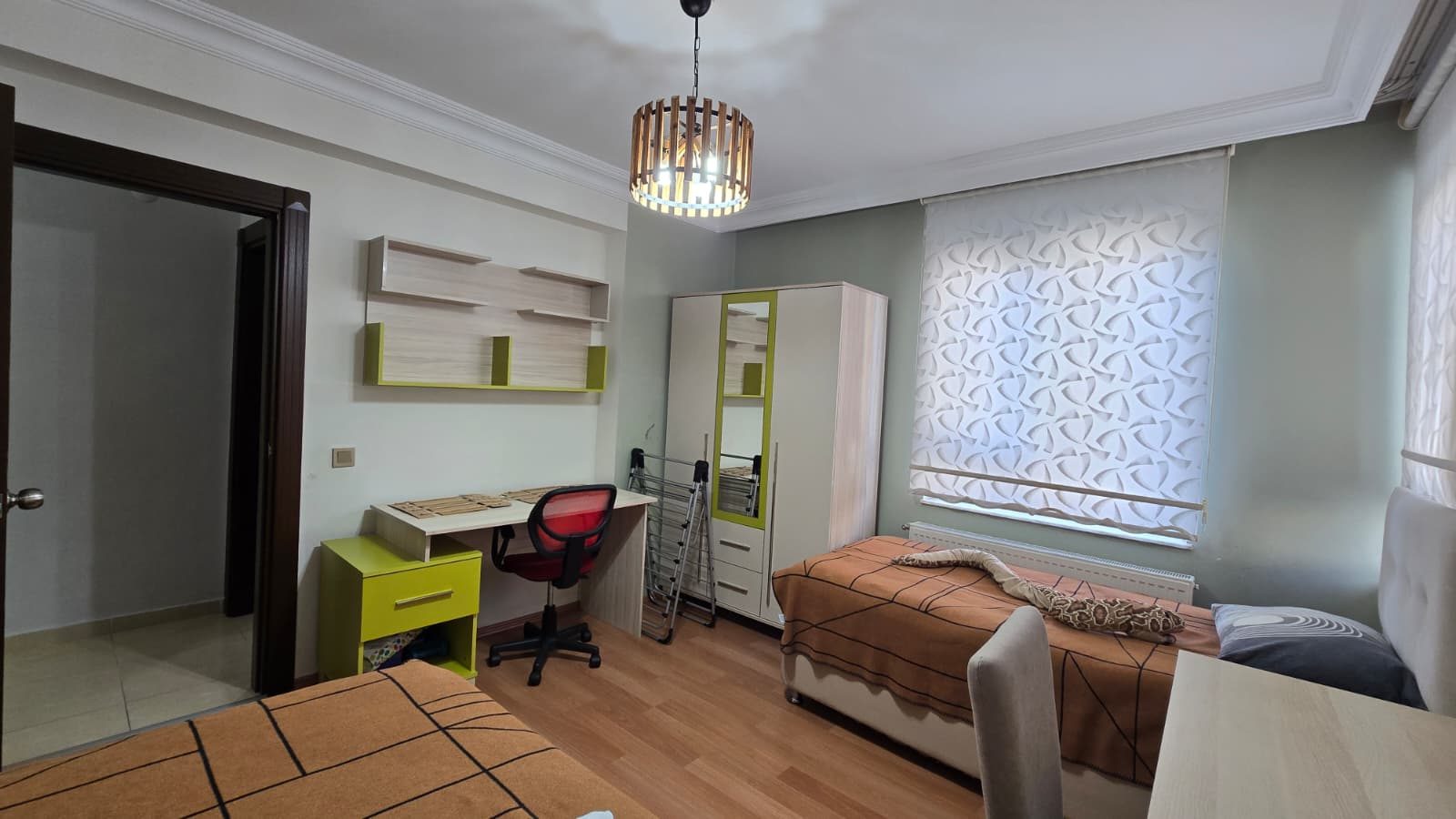 Kızıltoprak’ta 3 Cepheli, Full Eşyalı Satılık 3+1 Daire - Resim 17