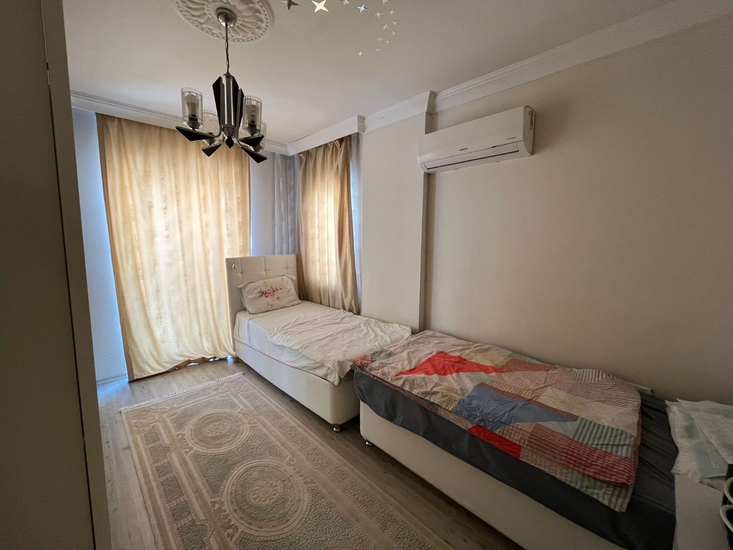 Furnished 3+1 Apartment in Kızılarık Yonca Site 2 – Pool, Parking & Spacious Design - Resim 15