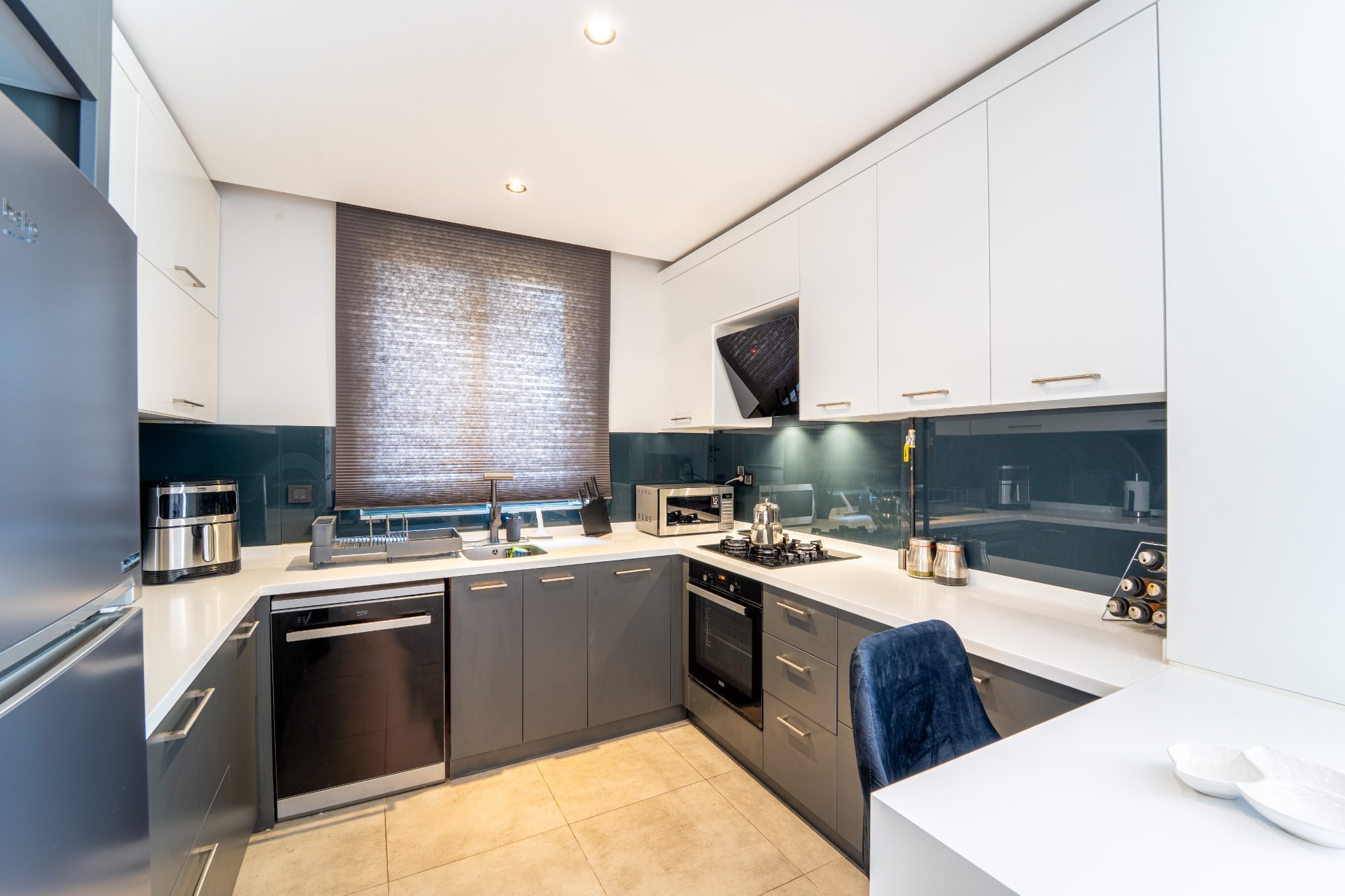 Konyaaltı Hurma’da Corner Residence’ta Özel Mimarili 2+1 Satılık Daire - Resim 12