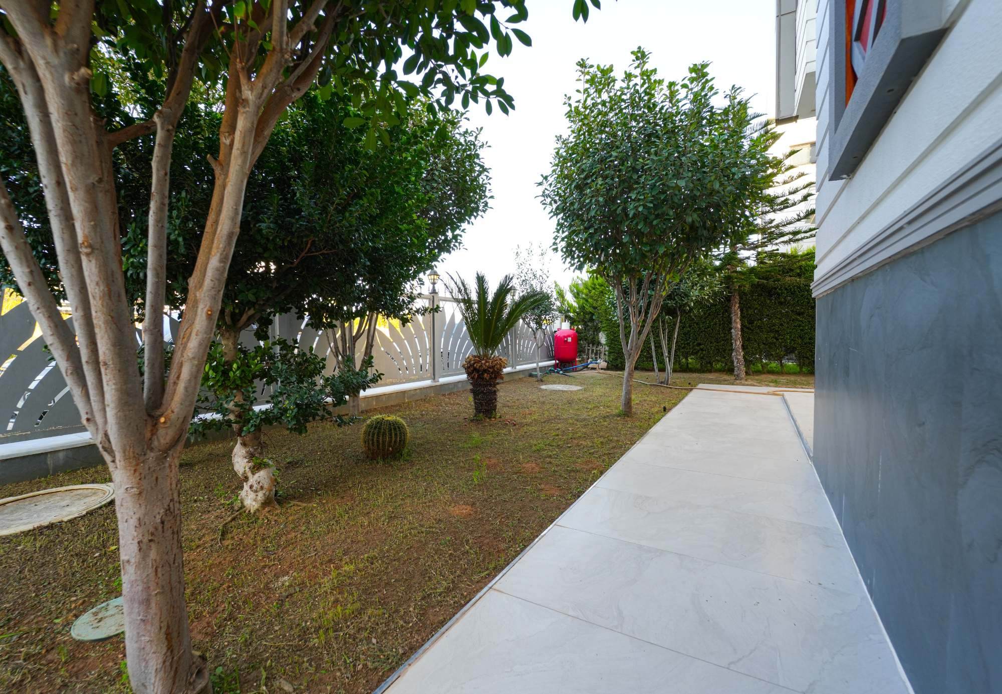 Kemerağzı Esilara Sitesi’nde Asansörlü, Çift Havuzlu 3+1 Satılık Villa - Resim 30
