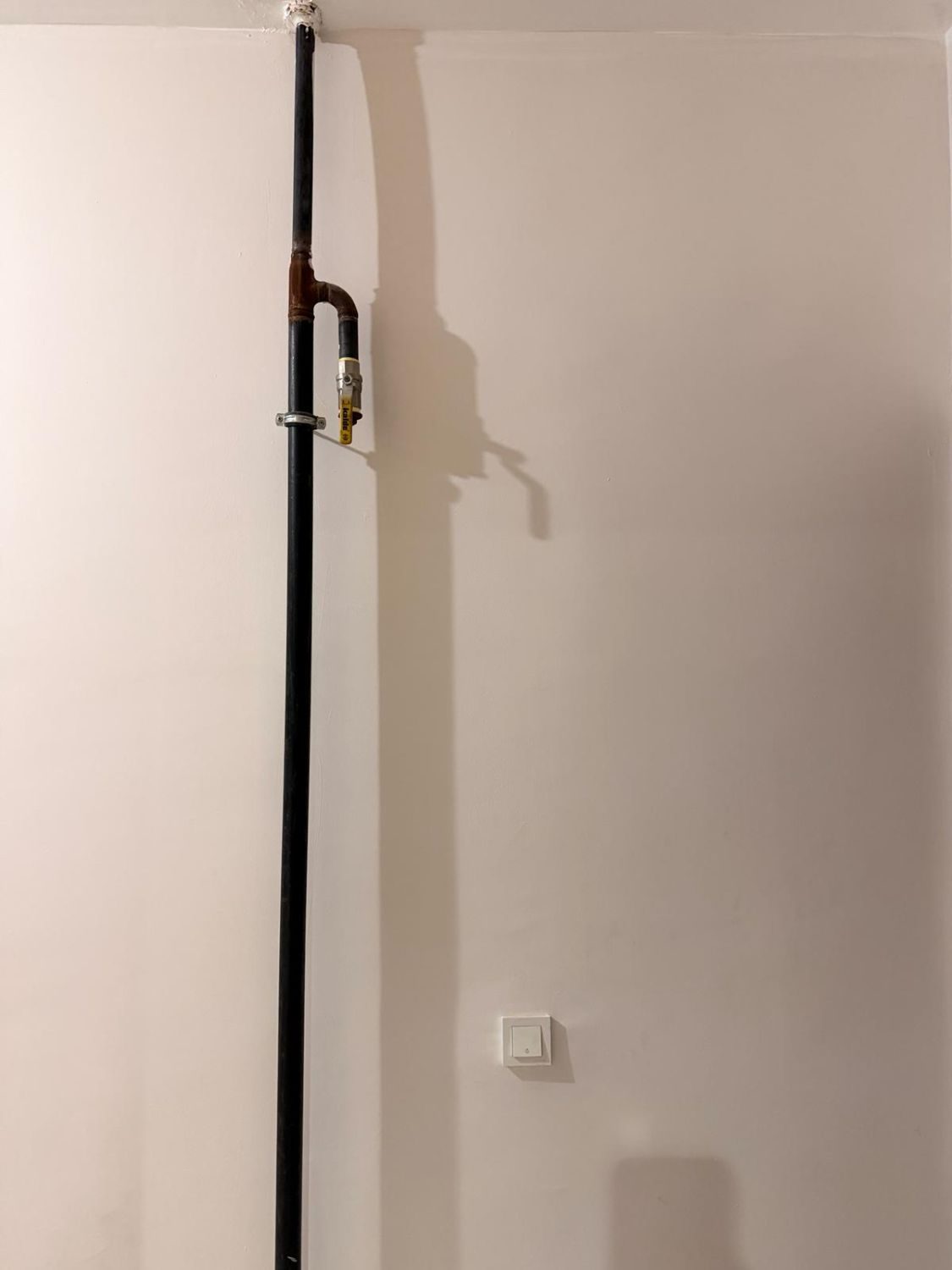 Kızılarık’ta Site İçinde Satılık 2+1 Ferah Daire – Çift Balkonlu - Resim 13