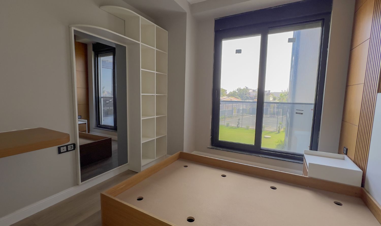 Zamur Towers’ta Kiralık 2+1 Daire | Havuz Manzaralı, Site İçinde - Resim 7