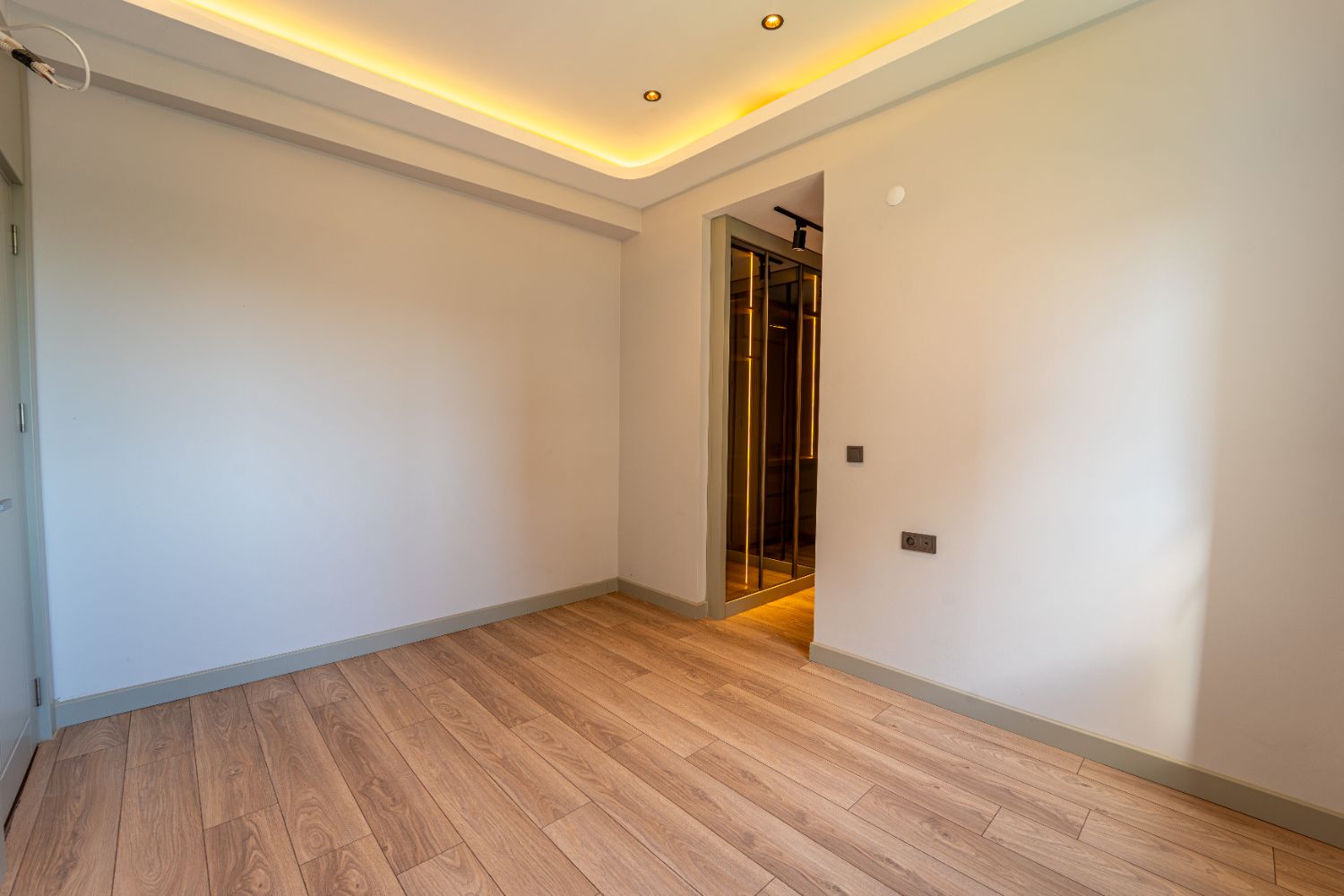 Kepez Göksu Hüseyin Tecim Konağı Satılık 2+1 Daire | Havuzlu Site - Resim 6