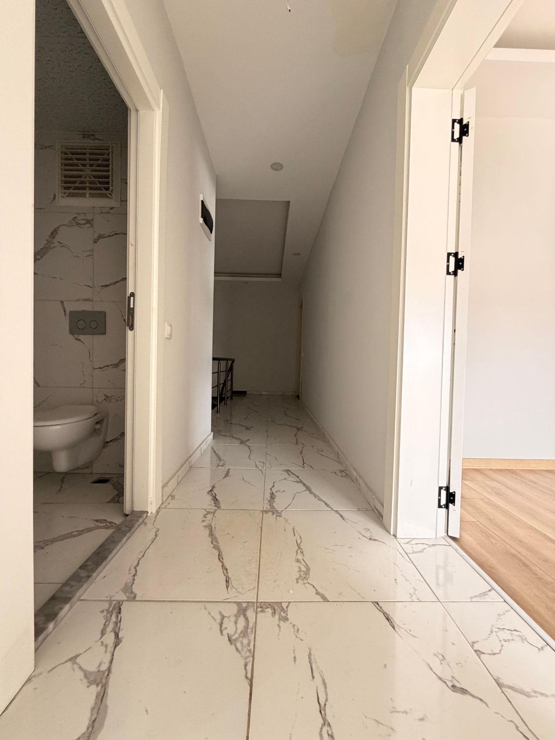 Mevlana Caddesi Üzeri 4+1 Dubleks Satılık – 200 m², Ofis & Daire Uygun - Resim 4