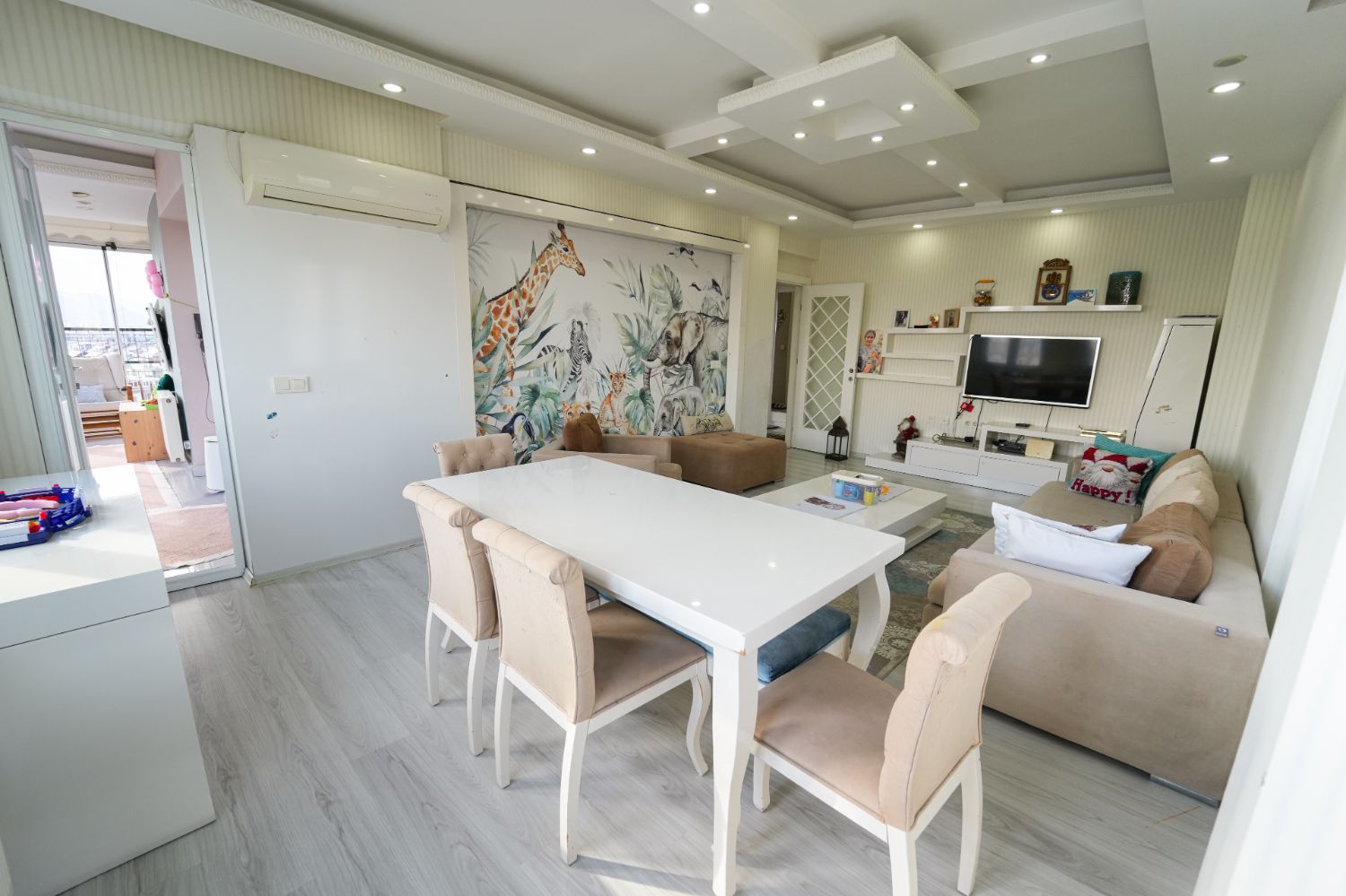 Konyaaltı Liman’da Deniz & Dağ Manzaralı 3+1 Satılık Daire - Resim 9