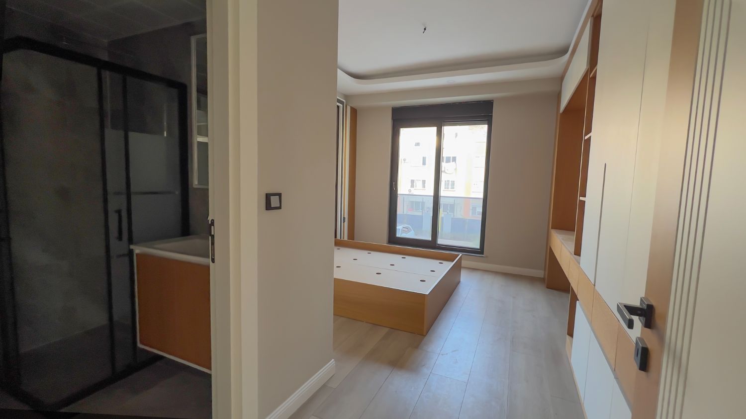 Zamur Towers’ta Kiralık 2+1 Daire | Havuz Manzaralı, Site İçinde - Resim 8