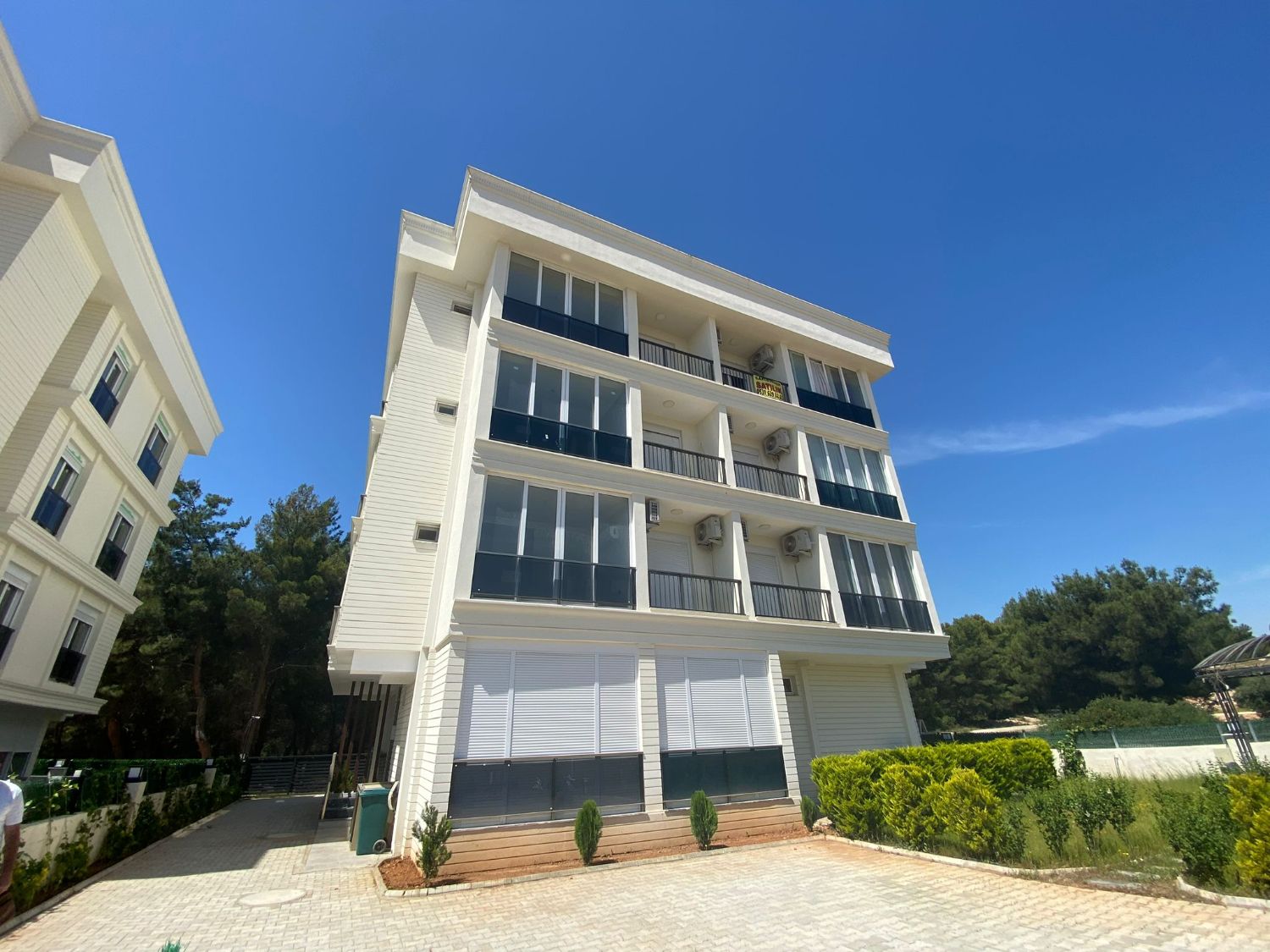 Varsak Aktoprak Kelebek Bahçesi’nde Doğa Manzaralı 3+1 Daire