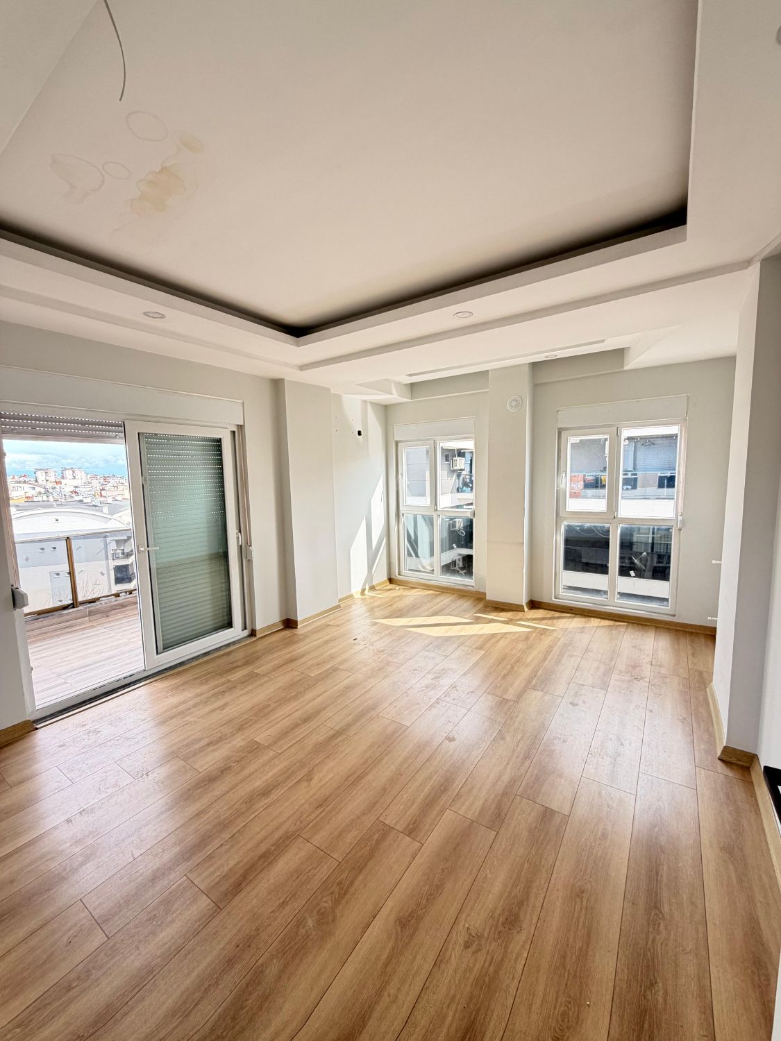 4+1 Duplex for Sale on Mevlana Street – 200 m², Suitable for Office & Living