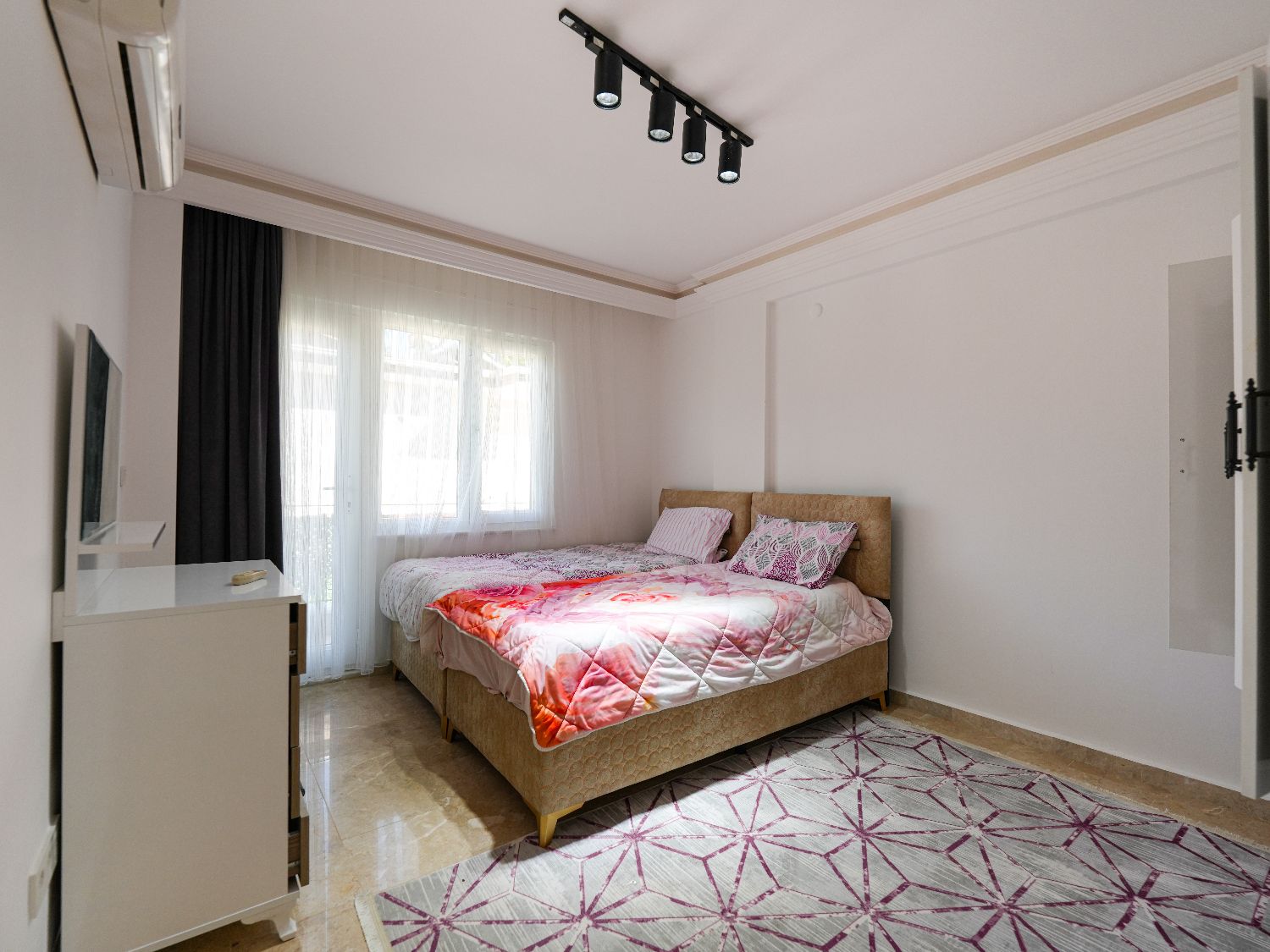 Renovated 4+1 Detached Villa in Kargıcak – Sea & Mountain View - Resim 10