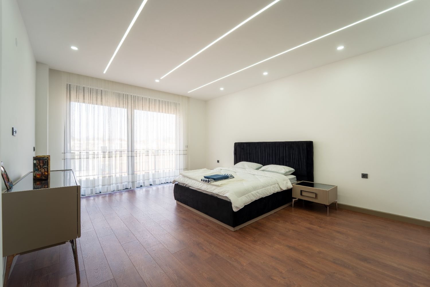 Antalya Döşemealtı Bademağacı’nda Satılık Lüks 4+1 Villa | 290 m² - Resim 21
