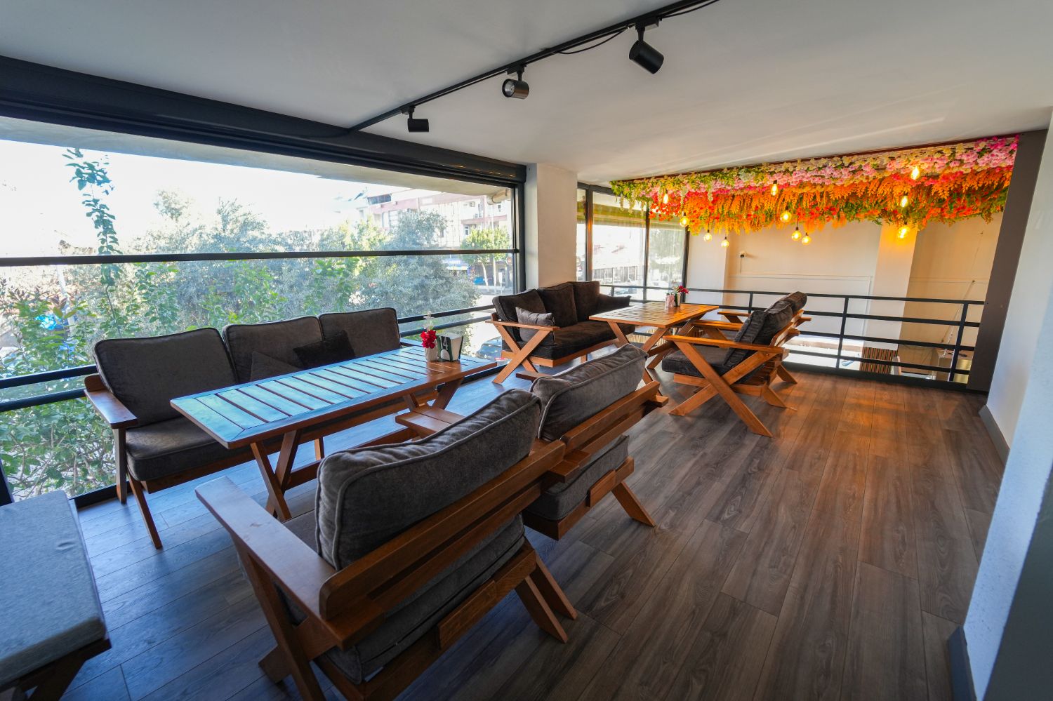 200 sqm Patisserie for Rent in Kepez Teomanpasa - Resim 15