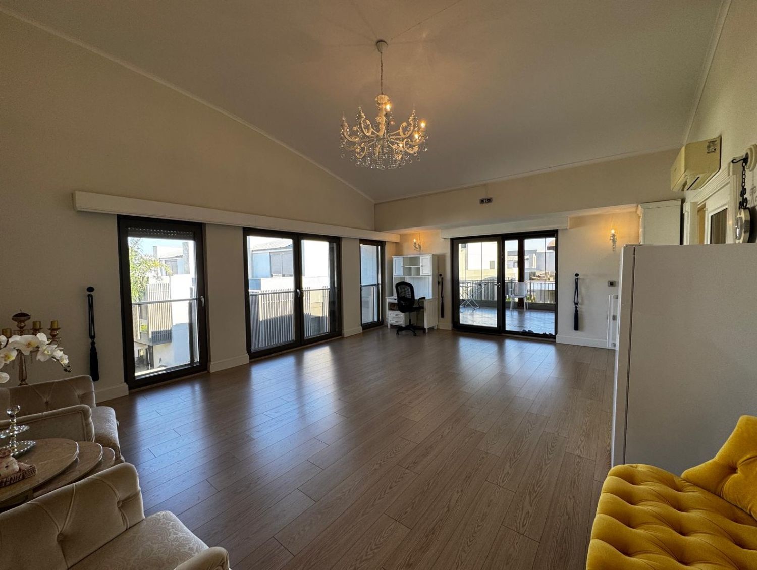 Molla Yusuf’ta Satılık Lüks Villa | 6+2 Özel Havuzlu - Resim 14