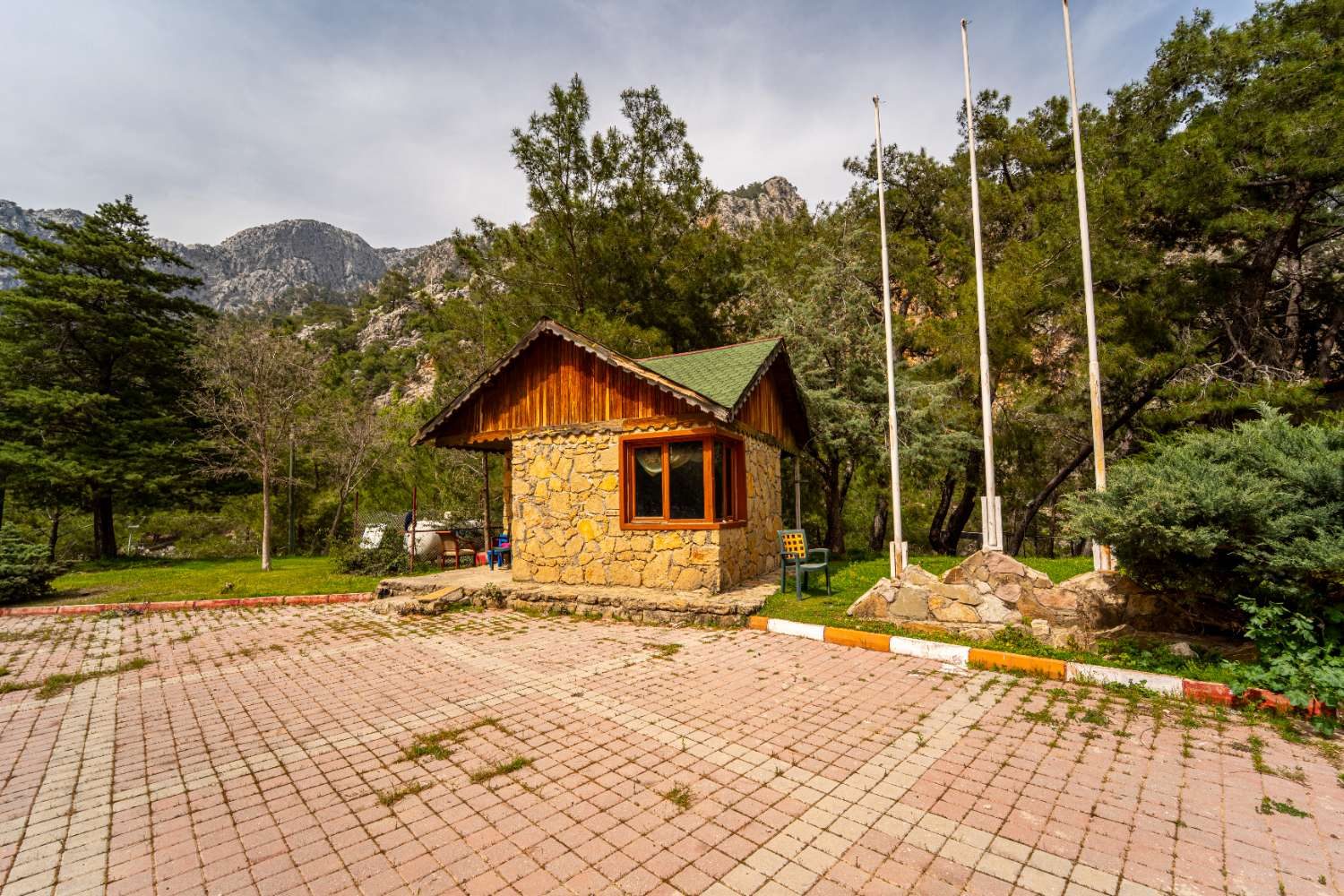 ANTALYA KEMER DOĞANIN KALBİNDE DEVREN KIRALIK 20 DÖNÜM KOMPLEKS TİCARİ İŞLETME - Resim 9
