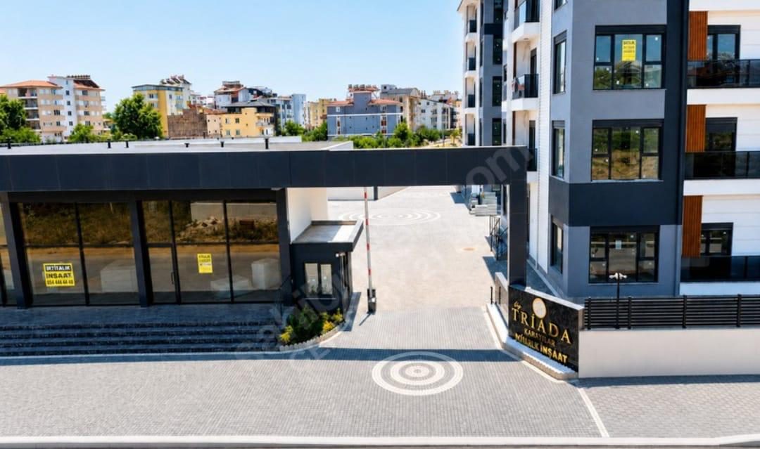 Triada Akdeniz Döşemealtı Yeniköy'de 1+1 Eşyalı Kiralık Daire - Resim 3