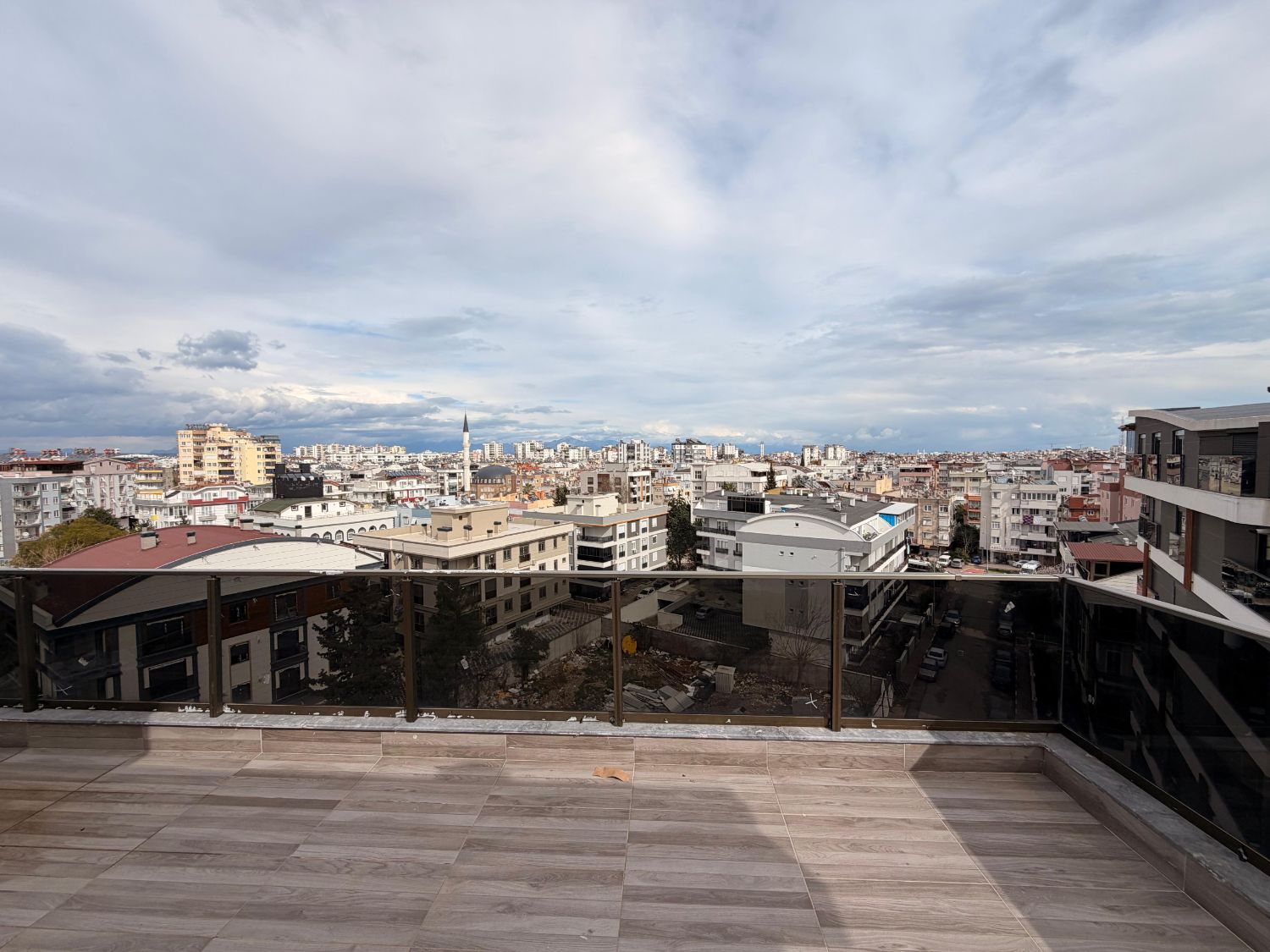 Mevlana Caddesi Üzeri 4+1 Dubleks Satılık – 200 m², Ofis & Daire Uygun - Resim 12