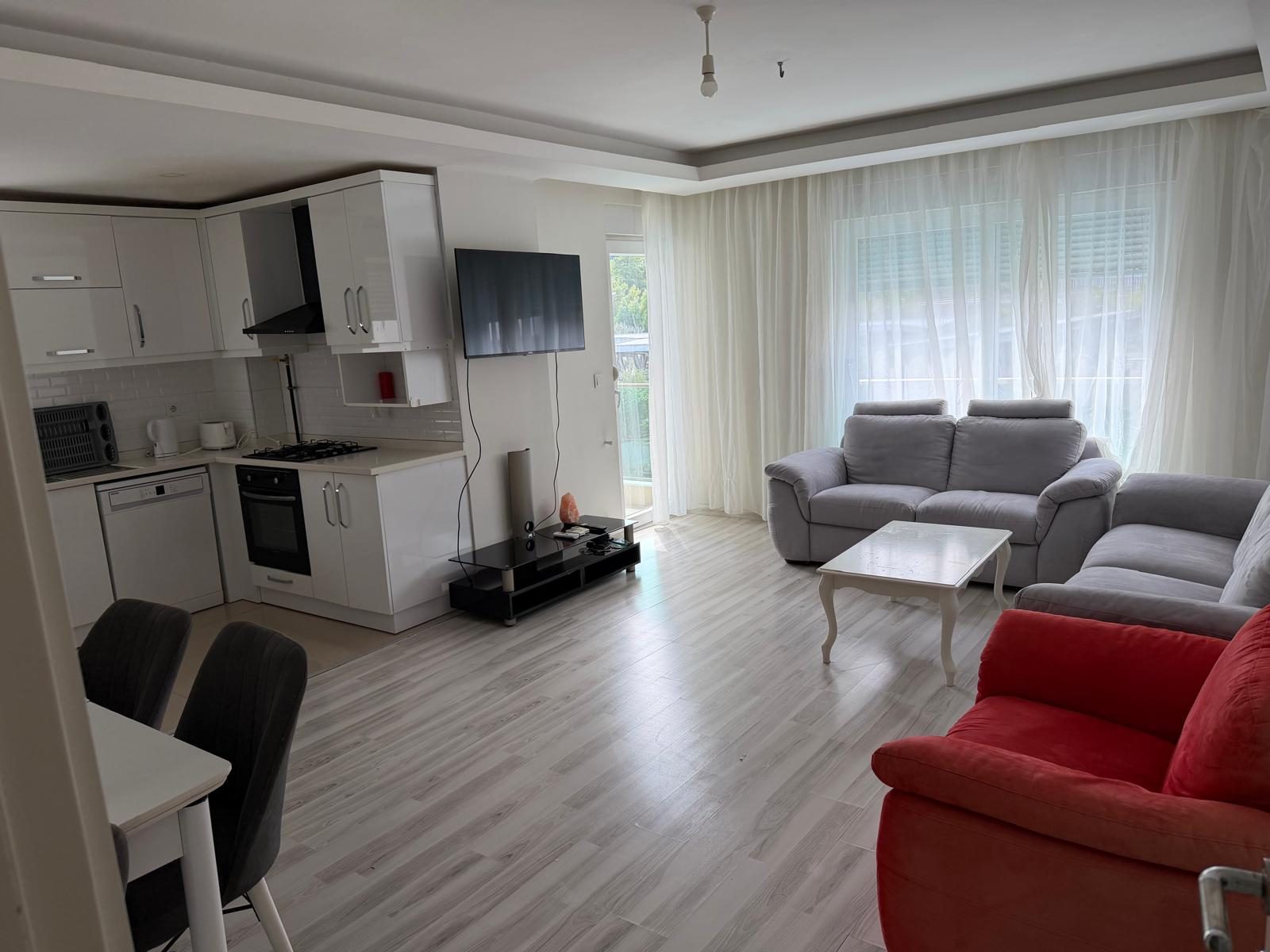 Konyaaltı Antalya Sarısu Mahallesi Troya Homes'ta 2+1 Full Eşyalı Kiralık Daire