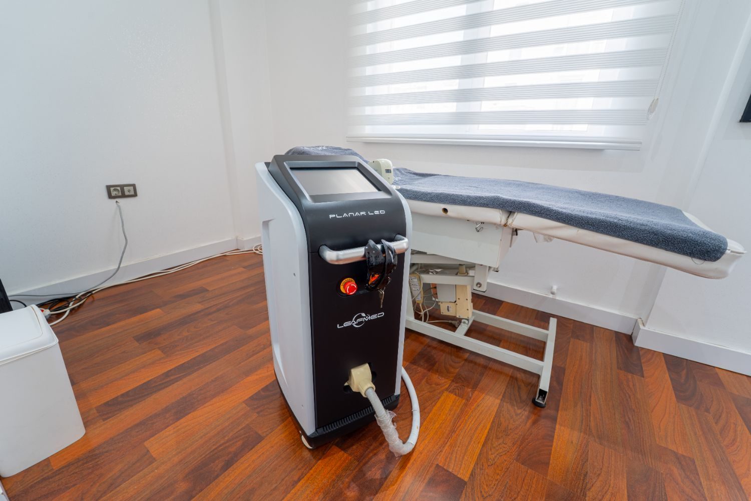 Konyaaltı Altınkum’da Devren Kiralık Hazır Güzellik Merkezi - Resim 22