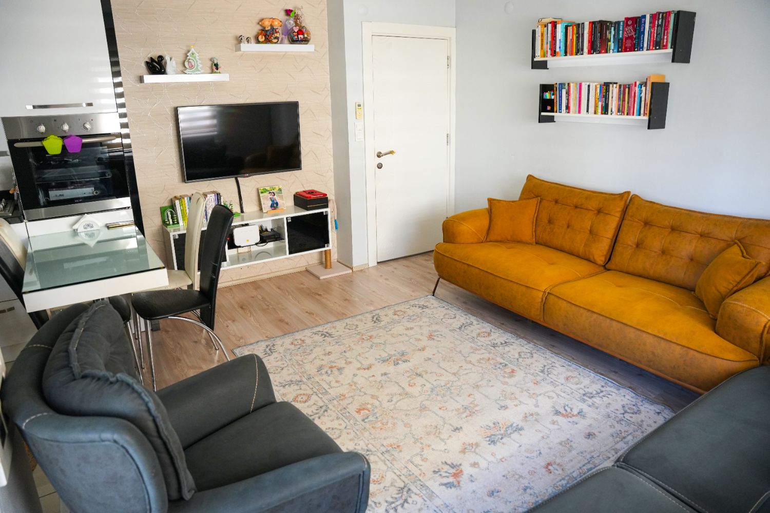 Furnished 2+1 Apartment in Molla Yusuf, RiverSide 2 Residence – Pool View - Resim 10