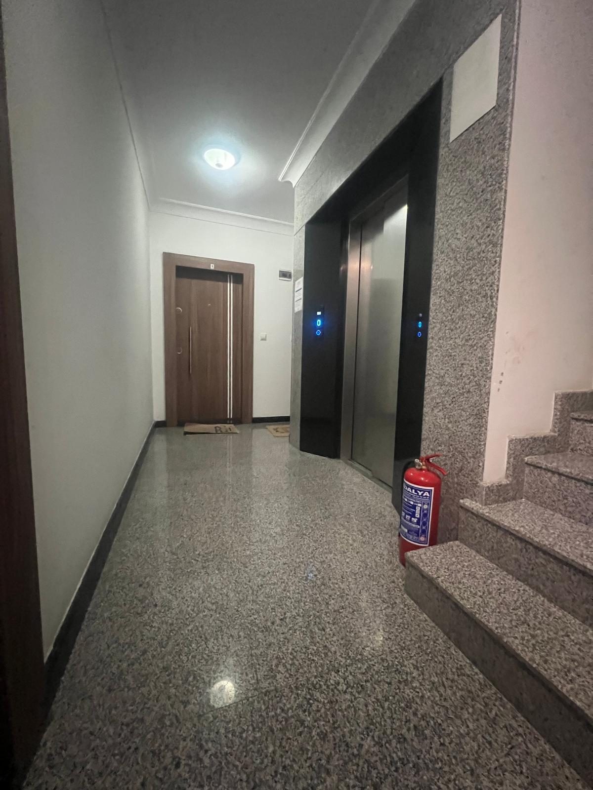 Konyaaltı Liman'da Satılık Full Eşyalı 1+1 Daire | Tuna Residence | Plaja 1 Km - Resim 4