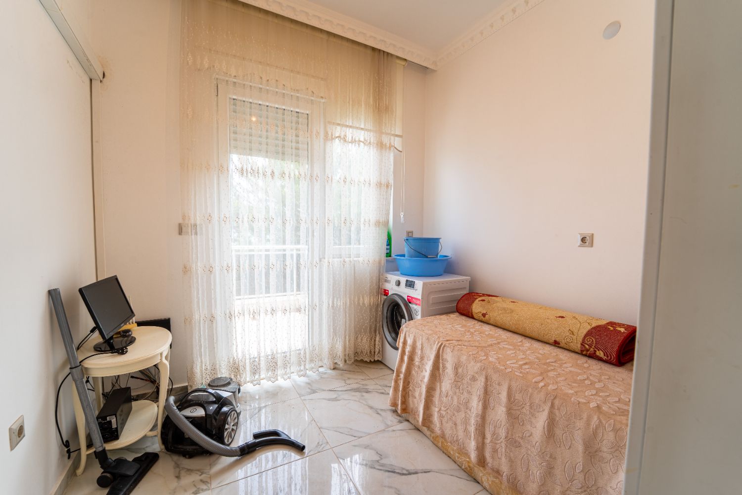 Yeşilbayır Altınkale’de 1050 m² Arsa İçinde Vatandaşlığa Uygun 5+1 Lüks Villa - Resim 24